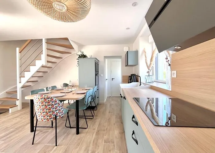 Le Petit Héros Сasa de vacaciones *